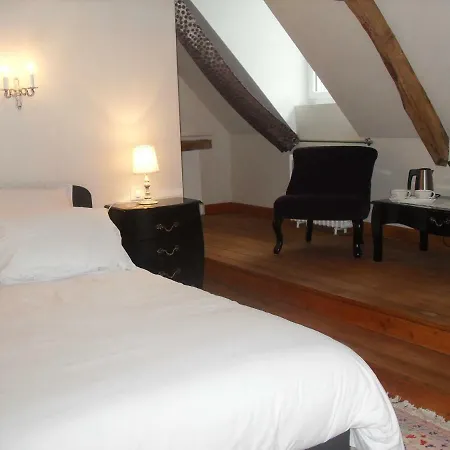 Les Goubelins Bed & Breakfast *